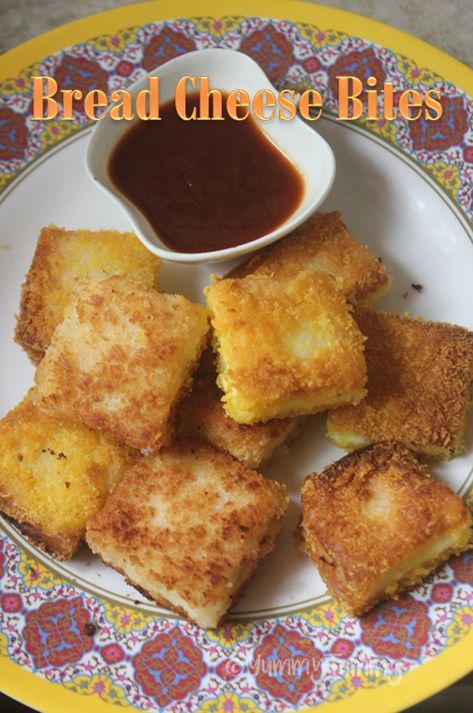 Bread Cheese Bites Recipe - Quick Snack Ideas for Kids Quick Snack Ideas, Bread Snacks Recipe, Cheese Bites Recipe, Street Food India, Snack Ideas For Kids, Party Bites, Veg Snacks, Bread Cheese, Party Starters