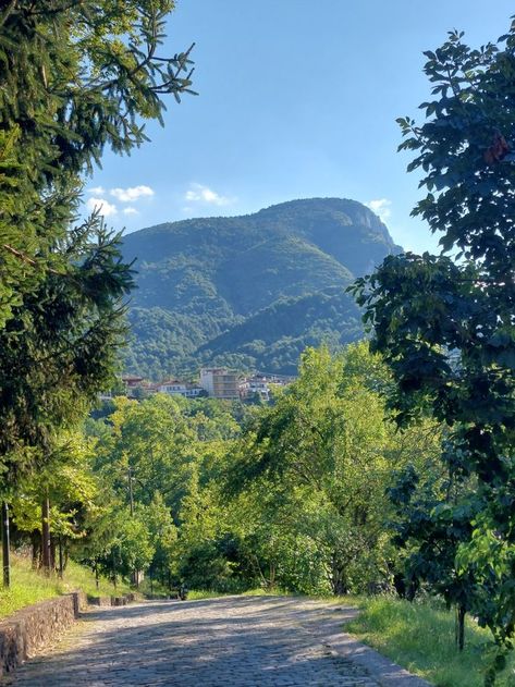 Litochoro Greece, Greek Countryside, Greece Mountains, Olympus Mountain, Greece Countryside, Greek Landscape, Greek Holiday, Greek Mountains, City Streets Photography