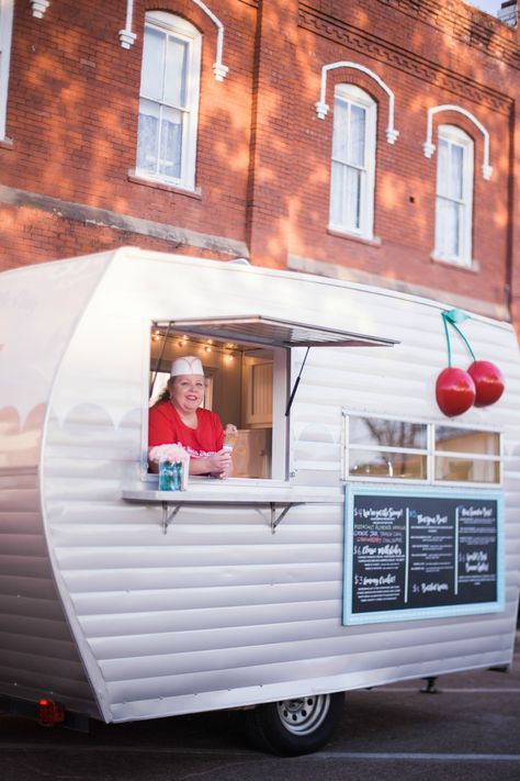 Soda Trailer, Soda Truck, Ice Cream Trailer, Scoop Ice Cream, Treat Ideas, Ice Cream Truck, Summer Memories, Bake Shop, The Ice