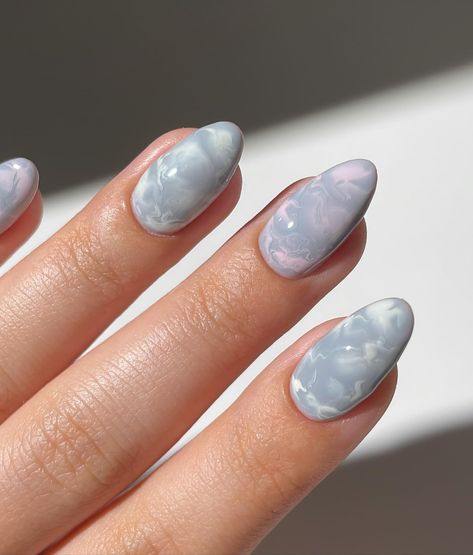 Storm clouds nail art🥹🫧☁️ swipe left for tutorial👀 Using @myleebeautyofficial rings @bohomoon - code ‘10simlynail’ for 10% off *paid to create ____ #nailart #bloominggel #nailinspo #gelnails #cutenails #nailsofinstagram #nailideas #naildesign #nailtutorial #prettynails #naillove Chrome Cloud Nails, Dark Cloud Nails, Cloud Manicure, Nails With Clouds, Storm Nails, Nails Clouds, Cloud Nails, Uñas Ideas, Sky Nails