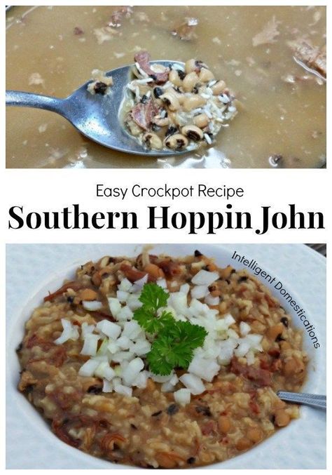 Easy recipe for Hoppin John which is a southern favorite winter meal. Black eye peas and rice cooked into a soup. Topping it with raw cut onions is optional. New Year's Day must have dish. #easyrecipe #soup #hoppinjohn One Dish Dinner Recipes, Hopping John, Hoppin John Recipe, Dried Peas, Peas And Rice, Black Eye Peas, Hoppin John, Chili Recipe Crockpot, New Years Dinner