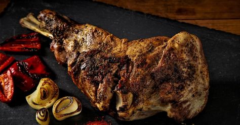 Lamb Leg Roast Recipes, Lamb Roast Recipe, Smoked Lamb, Bbq Party Food, Lamb Leg Recipes, Bbq Recipes Grill, Roast Lamb Leg, Leg Of Lamb, Pellet Grill Recipes