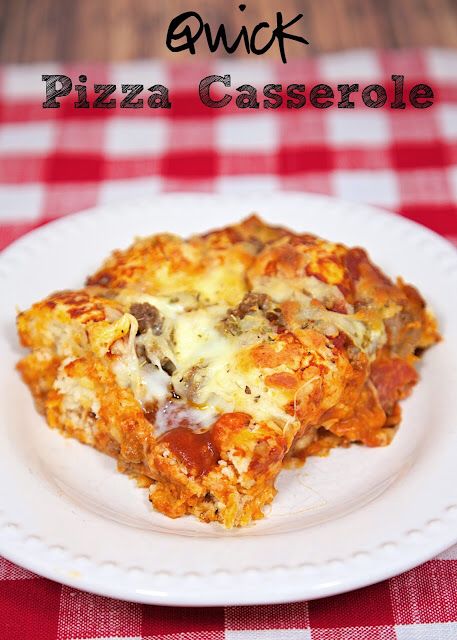 Hamburger Dinners, Pizza Casserole Recipe, Mrs Happy Homemaker, Quick Pizza, Future Chef, Pizza Bianca, Bisquick Recipes, Pizza Casserole, Making Homemade Pizza