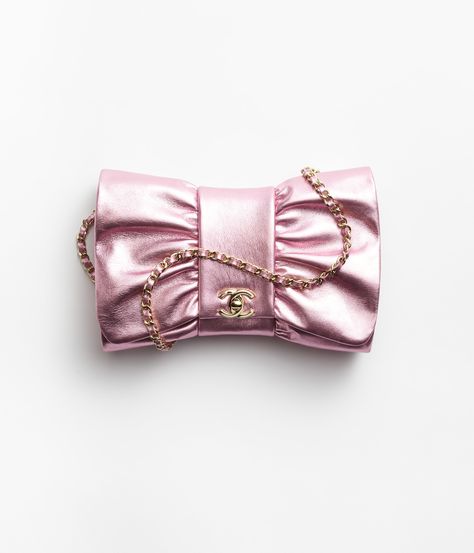 Chanel Bow, Chanel Clutch, Moda Chanel, Chanel Watch, Chanel Pink, Jewelry Advice, Bag Obsession, Fashion Chanel, Chanel Collection