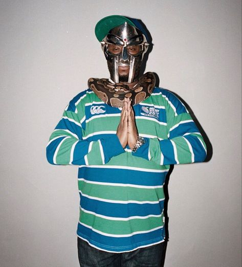 Mf Doom Profile Picture, Mf Doom Outfit, Millenium Falcon Art, Mf Doom Pfp, Mr Doom, Visual Stim, Doom 1, Doom 3, 90s Hip Hop Fashion