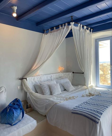 Greece Room Ideas, Mama Mia House Aesthetic, Greece Aesthetic Room Decor, Mamma Mia Aesthetic Room Decor, Greece Aesthetic Bedroom, Greece Inspired Room, Greek Blue Bedroom, Coastal Grand Daughter Bedroom, Mamma Mia Inspired Bedroom