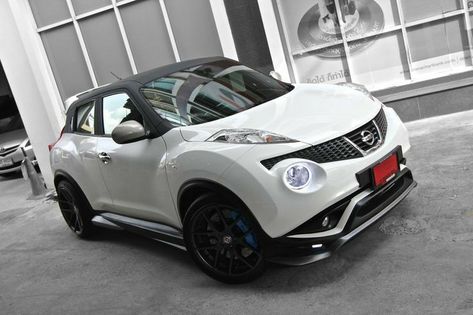 Nissan Juke White, Juke Car, Juke Nismo, Nissan Juke Nismo, Dream Word, Honda Accord Sport, Custom Pickup Trucks, Top Luxury Cars, Dream Cars Jeep