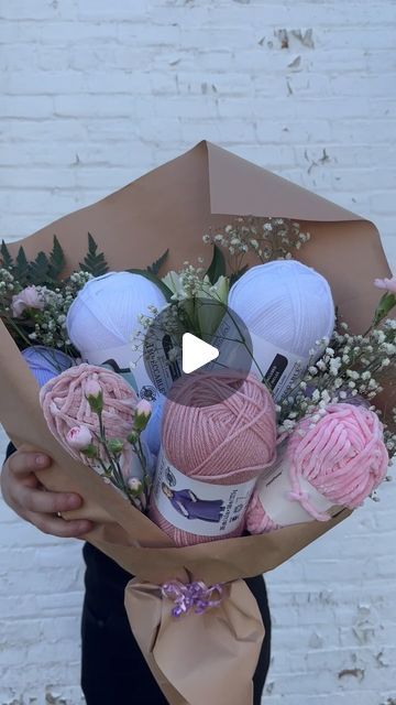 So Craftful | Crochet Plushies & More on Instagram: "The perfect bouquet for any yarn lover #yarn #crochet #yarnie #yarnaddict #bouquet #bouquetofflowers #yarnbouquet #bestboyfriend #boyfriend #partner #valentines #valentine #bemine #crochetgirl #valentinesdaygift #gifts #yarnlovers" Yarn Bouquet Diy, Yarn Bouquet Gift, Yarn Bouquet, Crochet Plushies, Christmas Yarn, Yarn Gifts, Yarn Flowers, Bouquet Gift, Crochet Bouquet