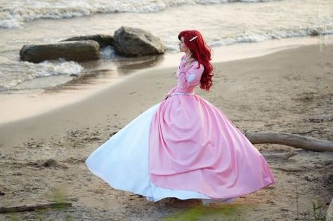 Ariel Dress Costume, Mermaid Aesthetics, Princess Poses, Ariel Pink Dress, Cartoons Aesthetic, Ariel Pink, Disney Outfits Women, Bug Juice, Ariel Costumes