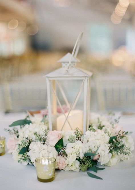 Lantern Table Decor, Pretty Wedding Centerpieces, Center Peices, Abbey Wedding, 25 Anniversary, Lantern Centerpiece Wedding, Engagement Decor, Baptism Decorations, Lantern Centerpieces