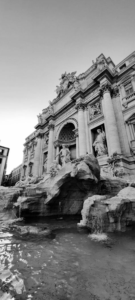 Rome Black And White, Trevi Fountain, Italy Photo, Tower Bridge, Mount Rushmore, Rome, Natural Landmarks, Italy, Black And White