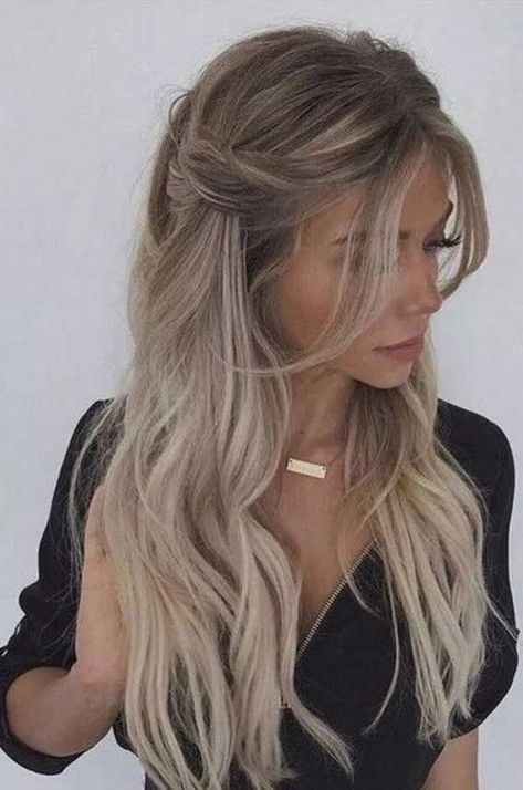 Partial Updo, Hairstyles Casual, Simple Prom Hair, Half Up Half Down Hairstyles, Really Long Hair, Prom Hairstyles For Long Hair, Hairstyles Wedding, Half Up Half Down Hair, Formal Hairstyles