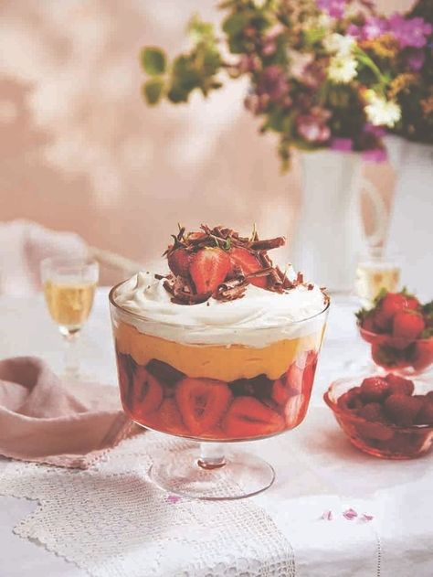 Mum's sherry trifle | Jamie Oliver Cookbook Club recipes Strawberry Trifle Recipes, Jamie Oliver Christmas Recipes, Jamie Oliver Christmas, Sherry Trifle, Christmas Trifle Recipes, New Desserts, Cookbook Club, Trifle Recipes, Christmas Trifle