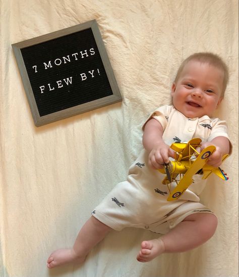 7 Month Milestone Picture Ideas, August One Month Old Baby Pictures, 7 Months Old Photo Ideas, Five Month Milestone Picture, 7 Month Milestone Pictures, Ten Months Baby Photoshoot, 1 Month Old Baby Pictures August, 7months Baby Photoshoot Ideas, 7 Month Baby Photo Ideas