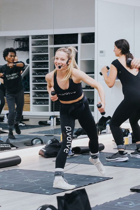 Last week we teamed up with P.volve Fitness for a work out class led by their Lead Trainer and Integrative Nutrition Health Coach, Maeve McEwen. As an expert in the connection between physical movement and women’s hormones, we were excited to sit down with her to answer some of your (and our) burning fitness questions. Link in bio to read it! Photos: @ammarheaphoto Fitness Class Aesthetic, Fitness Trainer Aesthetic, Group Fitness Aesthetic, Fitness Coach Aesthetic, Fitness Instructor Aesthetic, Gym Team Photoshoot, Personal Trainer Aesthetic Girl, Certified Personal Trainer Aesthetic, Gym Class Aesthetic