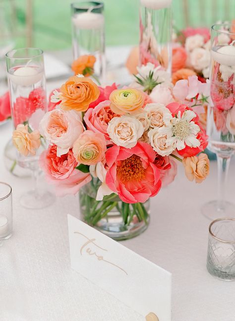 Coral And Pink Wedding Centerpieces, Peach And Pink Flower Arrangements, Coral Floral Arrangements, Coral And Pink Wedding Flowers, Coral Wedding Flowers Centerpieces, Pink And Orange Wedding Florals, Peony Table Arrangements, Orange And Pink Wedding Flowers, Coral Centerpieces Wedding