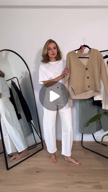 52K views · 1.6K likes | Everlane on Instagram: "Ways to Wear: How to Layer. Join @lydiajanetomlinson for layering techniques that can transform your spring outfits. Wearing pieces from the new Everlane Editions: The Art of Layering, elevated daywear for work or play. #everlane #everlaneeditions #artoflayering" Casual Elevated Style, Pixie Pants Outfit, Fashion Mistakes Woman, Layering Techniques, Pixie Pants, Style Mistakes, Wearing Clothes, Pants Outfit, Spring Outfits