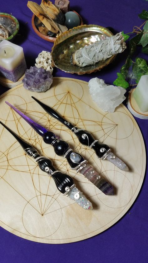 Hand made magic wands, wire wrapped, crystals, altar art, goth, black, purple, royal, fairy tale, jewelry grad, 8-10 inches long. Wire Wrapped Wand, Crystal Wand Diy, Wand Craft, Wire Wrapped Crystals, Crystals Altar, Wand Diy, Wrapped Crystals, Altar Art, Fairy Tale Jewelry