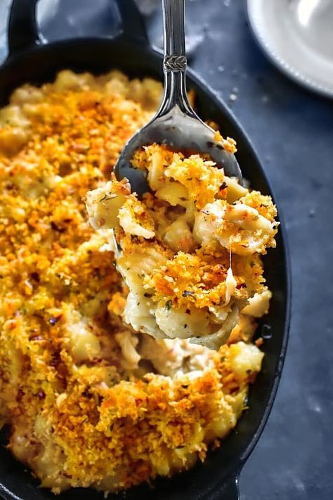 skinny-cauliflower-mac-cheese Cauliflower And Pasta Recipes, Cauliflower Recipes Noodles, Pasta And Cauliflower Recipe, Pasta With Cauliflower, Cauliflower Rice Mac And Cheese, Recipes With Elbow Noodles, Coliflower Mac And Cheese Healthy, Mock Mac And Cheese Cauliflower, Cauliflower Pasta Recipes