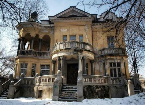 The strawberry house, Bulgaria 1920s Mansion, Strawberry House, House Abandoned, Old House Design, Antique Houses, Bulgaria Sofia, Old Victorian Homes, Old Abandoned Buildings, House Mansion