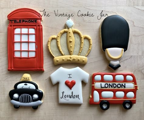 London Cookies Decorated, London Cake Ideas, British Cupcakes, Travel Cupcakes, Vacation Cookies, London Cookies, London Theme Parties, British Cookies, British Themed Parties