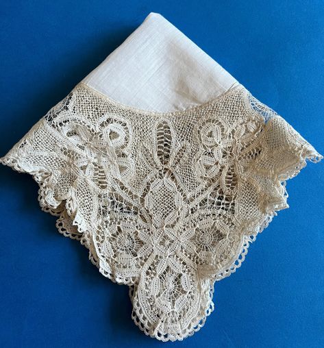 Vintage Handkerchief, Vintage Handkerchiefs, Handmade Lace, Fine Linen, Lace Border, Antique Lace, Bride Bridal, Antique Vintage, Wedding Bride