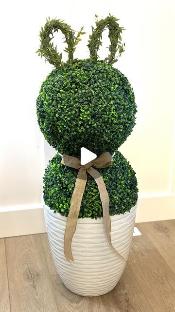 Faux Boxwood, Boxwood Balls, Boxwood Topiary, Box Wood, Bunny Crafts, Thinking Outside The Box, Easter Diy, Cute Bunny, Easter Bunny