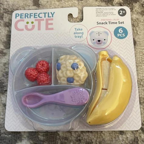 This Listing Is For A Baby Doll Accessory Snack Time Set. This Set Is Perfect For Your Little One's To Feed Their Baby Dolls. There Are Six Pieces In The Set. A Food Tray, A Lid, A Peelable Banana, Raspberries And A Spoon. It Is Made By Perfectly Cute. This Snack Set Is New Sealed Int He Original Package. It Comes From A Smoke Free Home. I Will Accept Reasonable Offers On Some Items. I Don’t Discount New Items.. And Will Not Take 50% Off Offers. Toy Baby, Perfectly Cute Toys, Food Toys, Kitchen Toys, Baby Doll Stuff, Cute Items, Kid Stuff, Baby Doll, Manualidades Cute