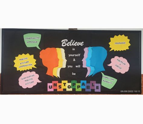 Psychology Posters Ideas, High School Bulletin Board Ideas Hallways, High School Hallway, Notice Board Decoration, School Wall Art Ideas, Soft Board Decoration, Creative Bulletin Boards, Psychology Posters, High School Bulletin Boards