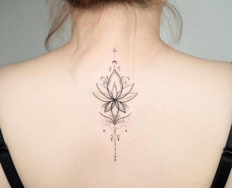 Lotus Flower Back Tattoo, Flower Back Tattoo, Lotus Tattoo Back, Simple Lotus Flower Tattoo, Tato Mandala, Lotusblume Tattoo, Lotus Flower Tattoo Design, Upper Back Tattoos, Lotus Tattoo Design