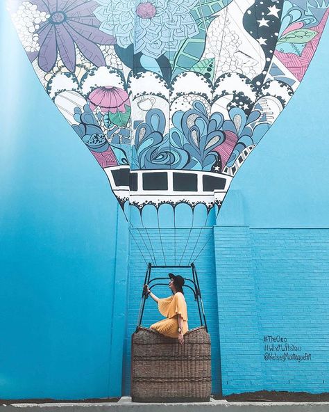 Hot Air Balloon Mural, Photo Op Mural, Instagram Wall Ideas, Interactive Art Wall, Interactive Murals, Travel Mural, Nashville Murals, Nashville Vacation, Air Balloon Festival