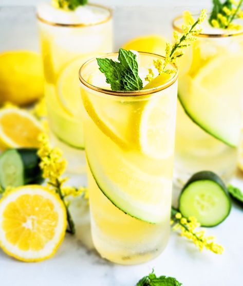 Sparkling Cucumber Mint Lemonade Mocktail - Beautiful Eats & Things Cucumber Mint Lemonade, Summer Coolers, Perfect Summer Drink, Mint Lemonade, Lemon Mint, Fresh Mint Leaves, Mocktail Recipe, Summer Drink, Strawberry Lemonade