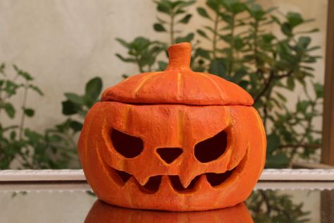 Halloween pumpkin clay ashtray Pumpkin Clay, Halloween Pumpkin, Pumpkin Carving, Halloween Pumpkins, Carving, Halloween