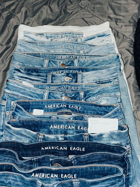 American Eagle Aesthetic, American Eagle Jeans Outfit, Preppy Clothes, Ae Jeans, Xmas Ideas, Clothes Shop, American Eagle Jeans, Preppy Outfits, Rock Revival Jean