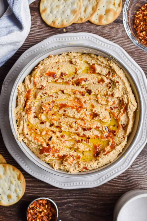 The Best Spicy Hummus! - Lynn's Way of Life Spicy Hummus Recipe, Healthy Dip Recipes, Spicy Hummus, Hummus Recipe Homemade, Meatless Main Dishes, Homemade Hummus, Sausage And Peppers, Hummus Recipe, Middle Eastern Recipes