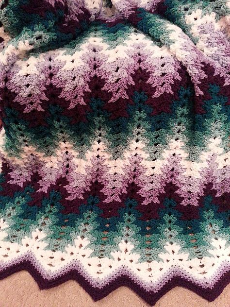 Uncinetto Zig Zag, Crochet Ripple Pattern, Ripple Blanket, Ripple Afghan, Crochet Afghan Patterns Free, Crochet For Beginners Blanket, Crochet Blanket Designs, Haken Baby, Crochet Patterns Free Blanket