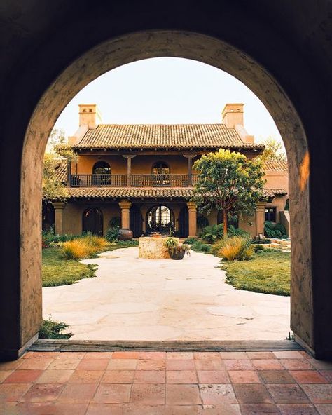 Santa Lucia Preserve on Instagram: "To be here is to live the ranch life 🪶 Postcard-perfect, for miles in every direction… ⬩ #santaluciapreserve #exploreslp ⬩ Photo no. 1: @margothartford photo no. 3: Allen Kennedy Photography, © @harthowerton" Santa Lucia Preserve, Ranch Life, Santa Lucia, The Ranch, St Lucia, No 1, Photography, On Instagram, Instagram