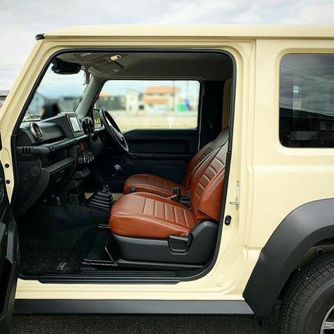 Jimny Interior, Suzuki Jimny Interior, Jimny Sierra, Jimny Suzuki, Suzuki Carry, Suzuki Cars, Orange Car, Custom Car Interior, Jeep Wrangler Sahara