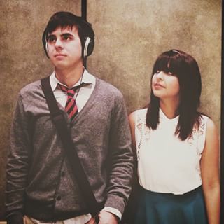 Summer and Tom from 500 Days of Summer. | 50 Couple Costume Ideas To Steal This Halloween Summer And Tom, Popeye Costume, Couple Costume Ideas, Scary Couples Halloween Costumes, Best Couples Costumes, Lazy Halloween, Classic Halloween Costumes, Couple Costume, 500 Days Of Summer