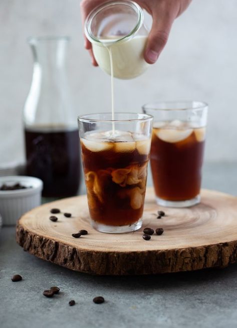 Brewed Coffee Recipes, Brunch Dishes Easy, Americano Recipe, Diy Cold Brew Coffee, Brew Coffee Recipe, Homemade Cold Brew Coffee, Cold Brewed Coffee, Iced Latte Recipe, A2 Milk