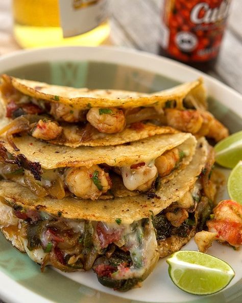 Tacos Gobernador Recipe For Tacos, Tacos Gobernador, Roasted Poblano Peppers, Shrimp Taco Recipes, Dinner Favorites, Cheese Tacos, Shrimp Tacos, Taco Recipes, Sea Food