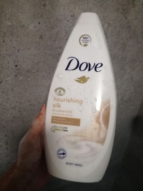 Dove Nourishing Silk Body Wash, Amanda Khamkaew, Selfcare Products, Bathing Products, Autumn 23, Dove Soap, Dove Body Wash, Fav Products, Smell Goods