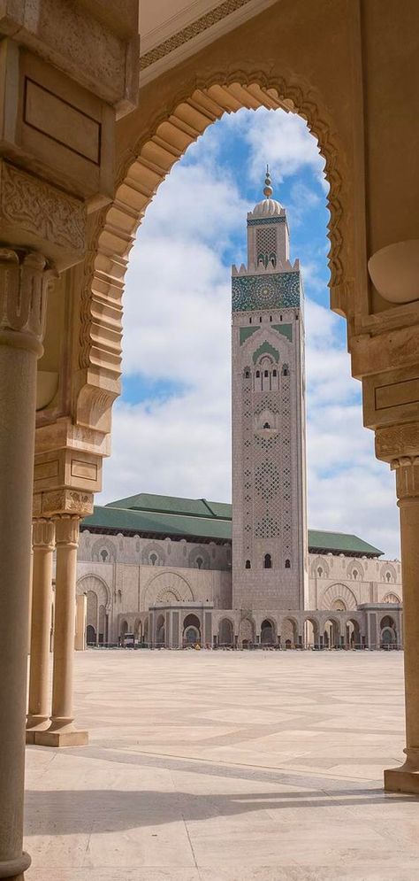 Moroccan Mosque, Morocco Wallpaper, Moroccan Wallpaper, Hassan 2, Morocco Photography, Morocco Casablanca, Morocco Aesthetic, Summer Abroad, Casablanca Morocco