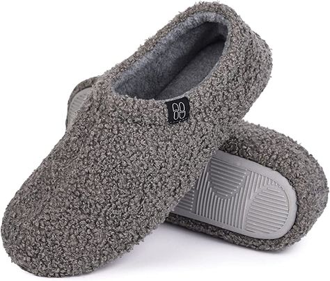 Cheap Comfortable Slip-ons, Trendy Cheap Leisure Slippers, Luxury Evening Loafers, Free Knitted Slippers Pattern For Women, Womens House Shoe, Cute Poodle, Shoes Design, Home Slippers, Fuzzy Slippers