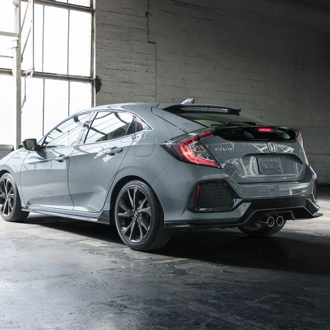 Make a bold entrance with a 2017 Honda Civic Hatchback. Honda Civic Hatch, Honda Hatchback, Cars Modified, Honda Civic Car, Honda Civic Sport, Civic Car, Honda Accord Sport, Hatchback Cars, Honda Civic Coupe