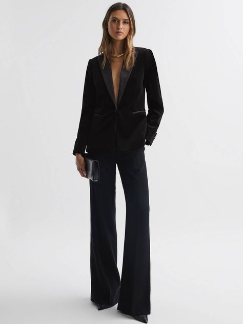 The Chicest Reiss Partywear Pieces | Who What Wear UK Velvet Blazer Outfit, Single Breasted Suit, Faux Fur Collar Coat, Black Velvet Blazer, Single Breasted Blazer, Satin Trousers, Satin Blazer, Satin Long Sleeve, Bodycon Maxi Dresses