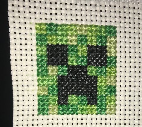 Minecraft Cross Stitch Pattern, Cross Stitch Patterns Minecraft, Cross Stitch Minecraft, Minecraft Embroidery, Xbox Cross Stitch, Minecraft Cross Stitch, Beaded Weaving, Gamer Cross Stitch Pattern, Gamer Cross Stitch