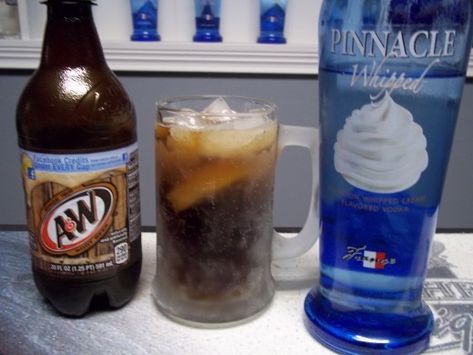 Root Beer Float Recipe, Whipped Vodka, Whipped Cream Vodka, Float Recipes, Beer Float, Root Beer Float, Boozy Drinks, Vodka Drinks, Alcohol Recipes