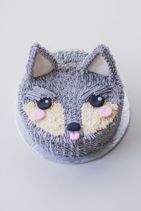 Cute Cake Designs, Wolf Cake, Coco Cake, Buttercream Piping, Cake Land, Cute Wolf, Laser Tag Birthday, Cute Cake, Animal Cakes