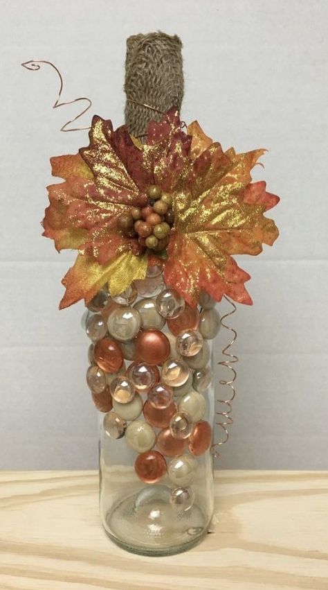 Bottle Garden Art, Craft Ideas For School, Centerpieces With Wine Glasses, Empty Wine Bottle Crafts, Waste Craft Ideas, Wine Bottle Garden, Fall Wine Bottles, Craft Ideas Easy, Thanksgiving Crafts Diy